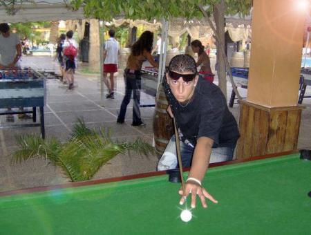 c'est dj reda  3chiri khsim vraiment adorable  wald 9issmi  3ans en m�me class  peace asat