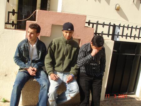 moi karim mehdi   laisse  vous  ....comm