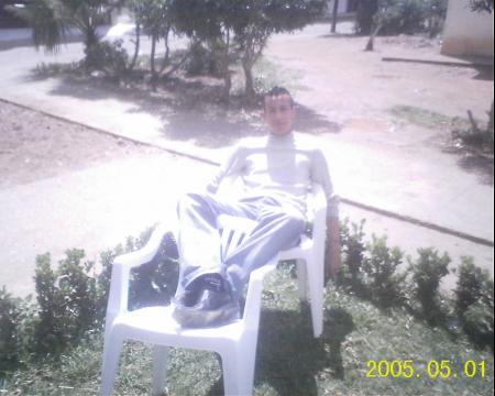 c'est  ami  lo    hama9a  hhh