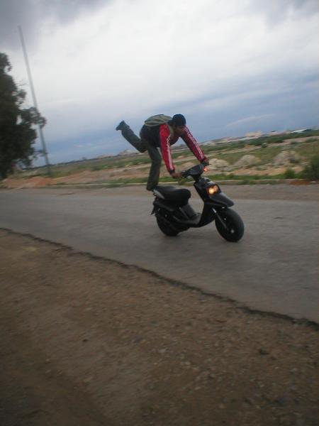 c'est moi    tanasta3ade  bache    ankabri  lol   hh