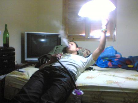 chad stoun m3achicha ou howa sawroni ???????????