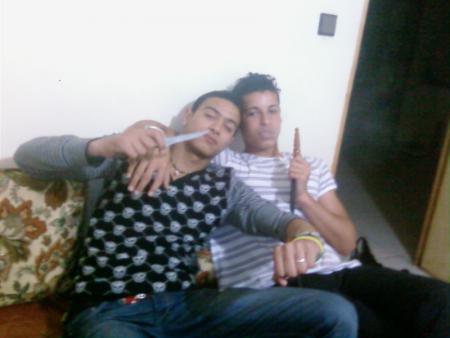 moi  et khouya  amine  c'est comme mon fr�re
