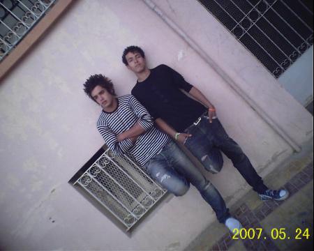 ismailovitch   avec  son pote  lol