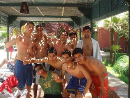 moi  and mes  amis   ... ichra9e style ...kosala  adyall fes  hhh