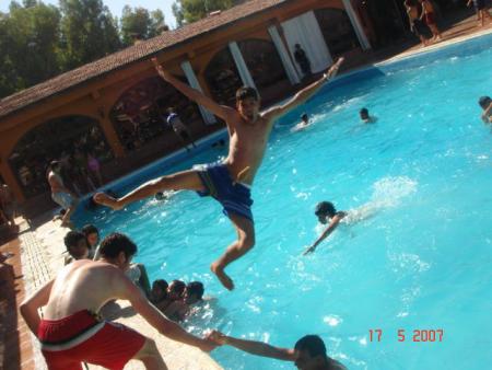 c'est  badr     tay3oume fa sma  baghi  aytirr hade  satte