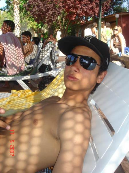 moi  laisse  vs commentaire  ylahabito  wali  mahabna  yado  f?