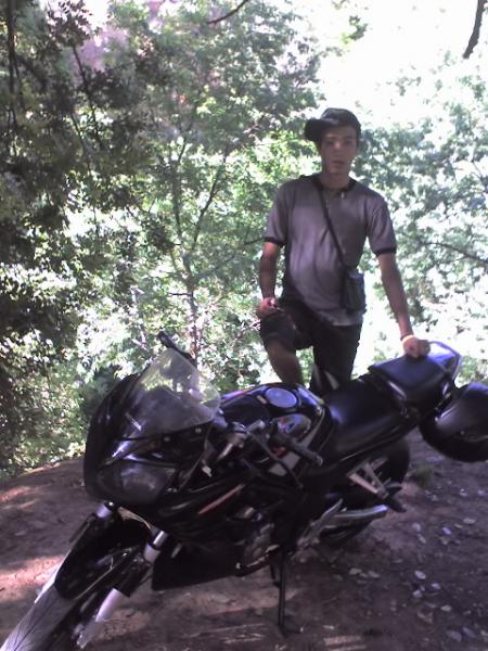 moi  et mon honda  a ifrane  rihla moot dazat c'est sup�r