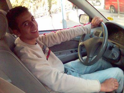 c'est  khalide  un  ami  sda3e  gentill  laisse  vs  commentaire