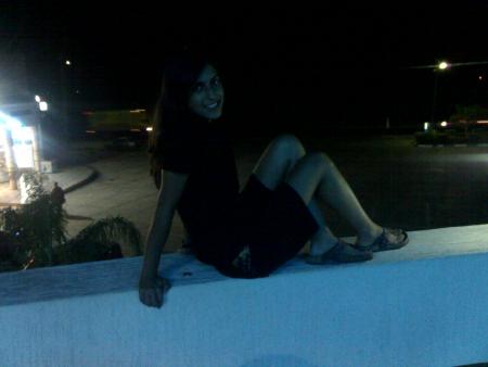 my best friend je t'aime  sistre ))))))a friend in need is a friend indeed