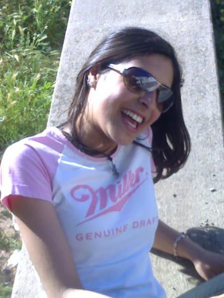 c'est mon intime mimi  je t'aime sistre vraiment t  trowww classe????