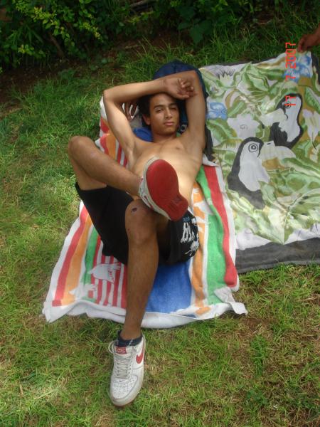 c moi laiss� vo comms :p       les meufs f