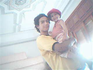 mdr  c'est  sanae  ma ptit couzin