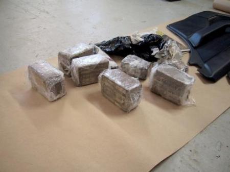 ha lahchich ou chkoun yakmih  domage  pour vs wlad homti