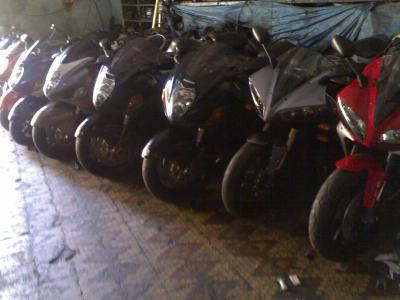 hada  garaje f  oujda  ghi adyall r1  ou  sib� ire blawra9  tyobiya  akhouti