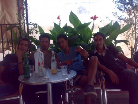 peace l3achrane fuck l3adyane