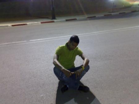 c'est moi  saad ruflex toujours  tfarwih peace and love  hade la tof  a m�knass dommage matla9inach chkoun bghina dak le jour?????