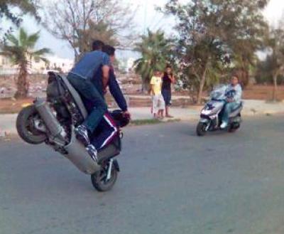 nayda en monde pik  lol  c'est grav