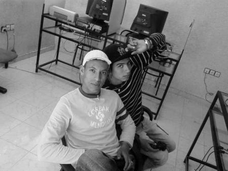 akhouti 3la  tof  salama