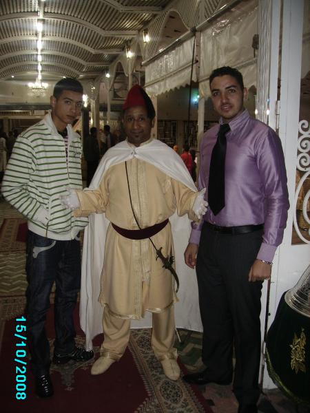 moi et mon  pote  simo  f  al bahja lol  po mal la tof