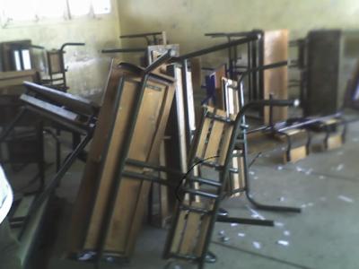 hahaha   ana ba3da  mafhamte  walo  wache  hado  taya9rawe  wala tayatharbo